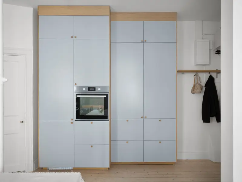 Hoge keukenkasten met ingebouwde oven